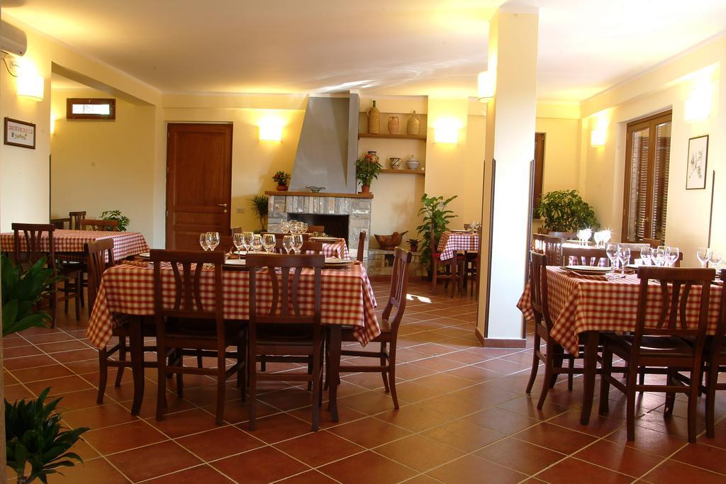 Agriturismo La Mancosa 波利卡 外观 照片